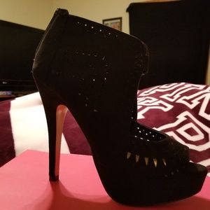 Just fab pumps
